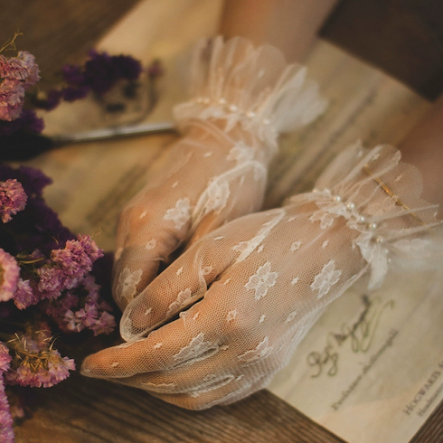 White Bridal Lace Gloves – Floral Ruffled Cuff Wedding Gloves
